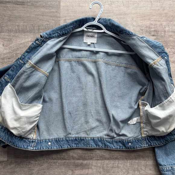 Dynamite Women’s Button Denim Jacket - Picture 3 of 4